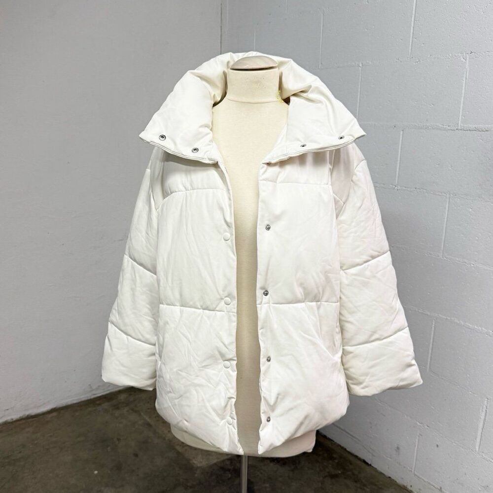 Avec Les Filles x With the Girls White Faux Leather Puffer Coat L